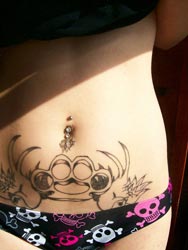 Tatouage Ventre Sexy 2